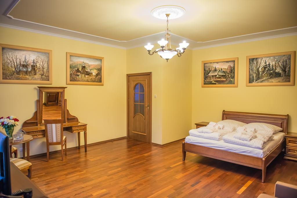 Victoria Cechini Hotel Krynica Cameră foto